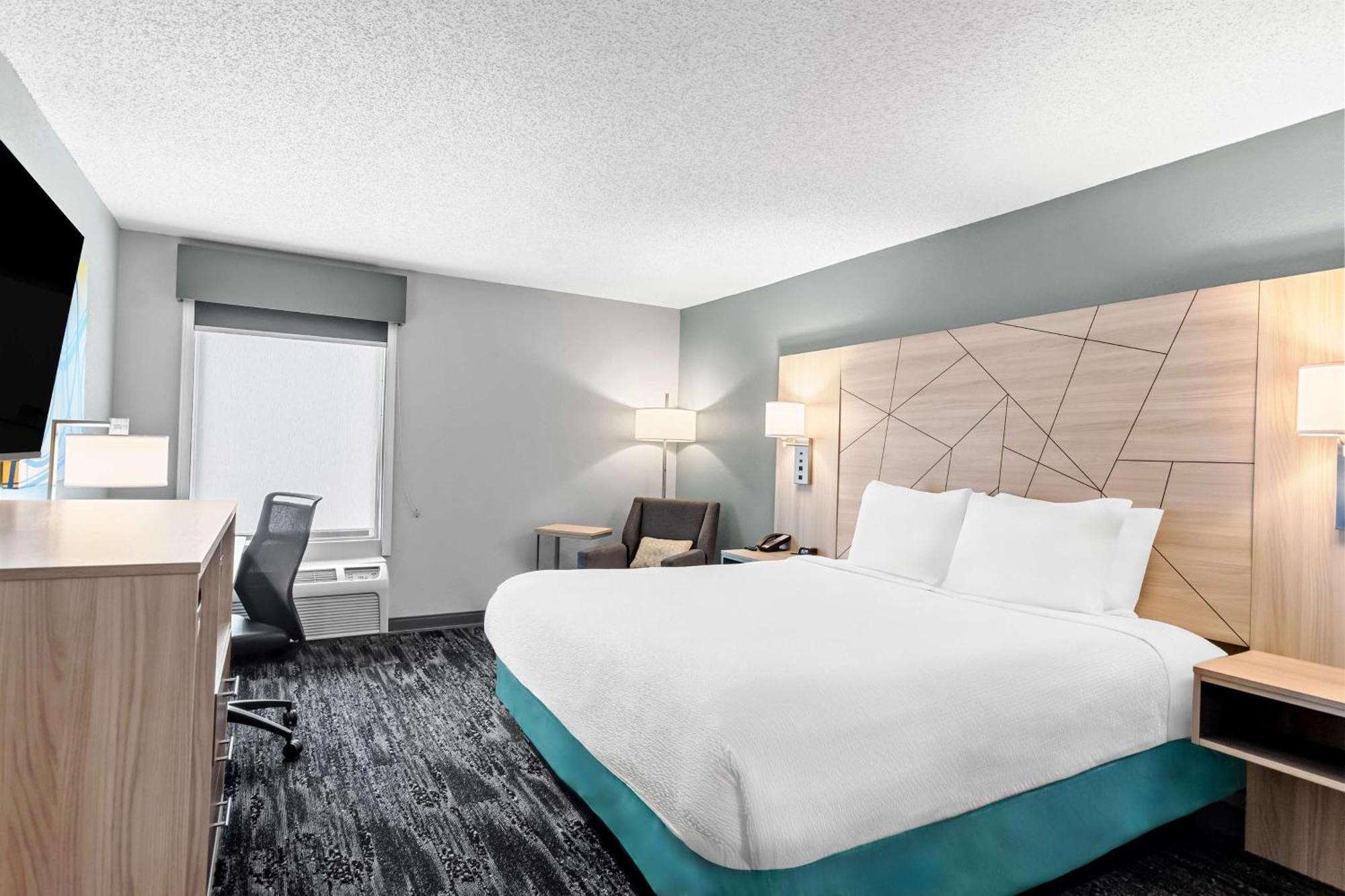 Best Western Doswell Hotel Екстер'єр фото